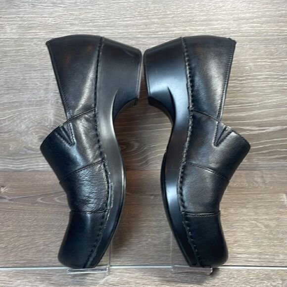 Dansko Tenley Black Leather Women’s Sz 10.5-11/EU 41 Slip On Heeled Clogs - Picture 9 of 11